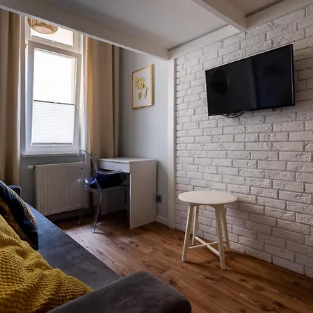 Przestrzenny Z 2 Sypialniami Victus By Renters *